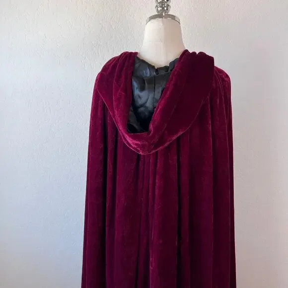 Vampire Halloween Costume Velvet Cloak Cape Hood Burgundy Red One Size Gothic - Picture 11 of 12